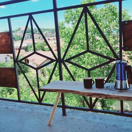 Central Apartment With City View Brasov Bagian luar foto